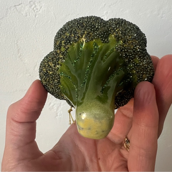 Vintage Glass Broccoli vegetable glass Christmas Ornament glitter sparkle green - Picture 10 of 14